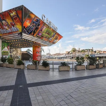 1 Bedroom Amazing In アパート カンヌ